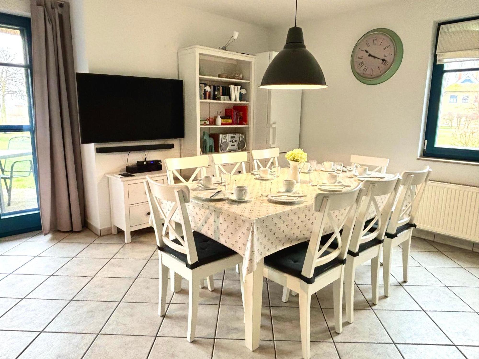 Komfortables Reetdachferienhaus Hasel 1 Puddemin 외부 사진